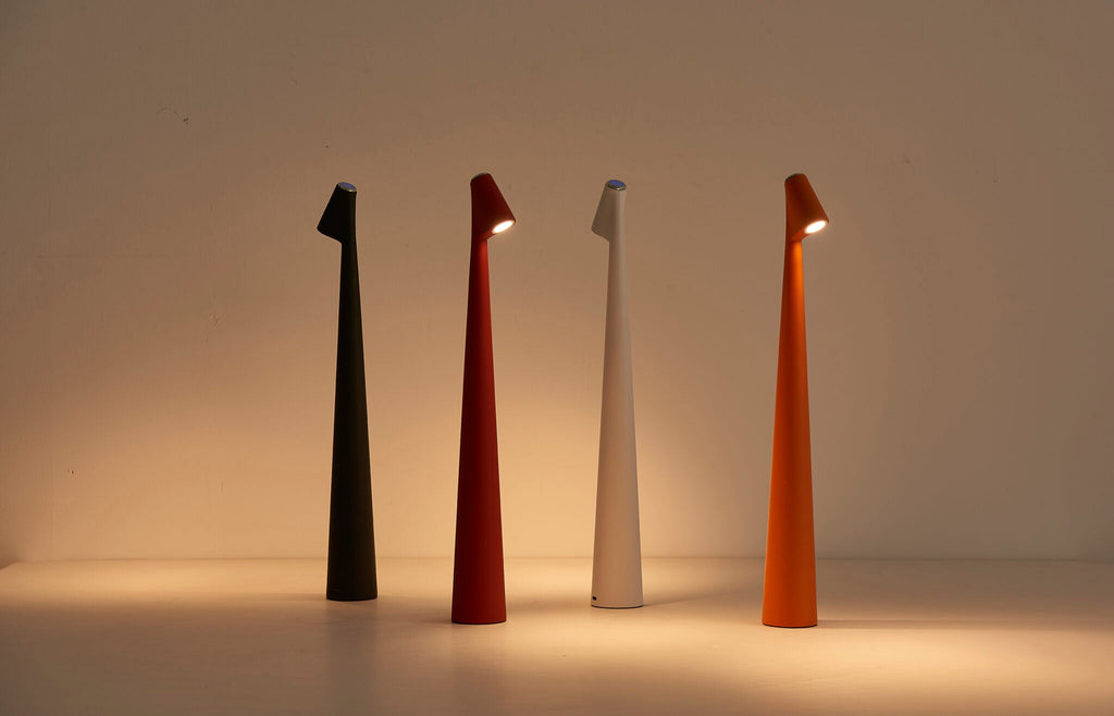 LumaNord genopladelig bordlampe med varmt LED-lys til spisning og læsning