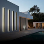 Applique murale noire élégante, luminaire LED Nyx pour murs extérieurs