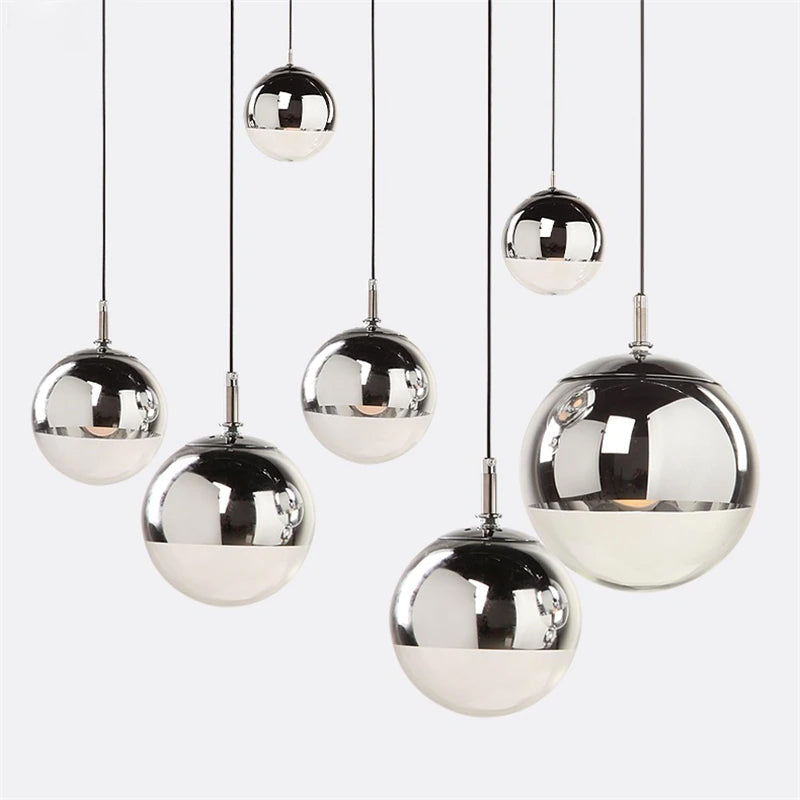 Suspension globe en verre LumaOrb, finitions argent, or et or rose