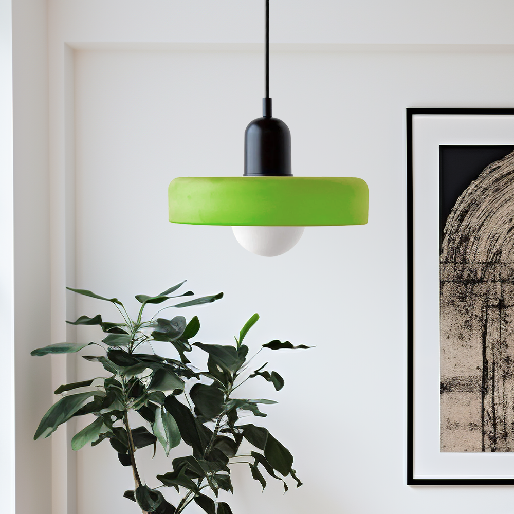 Závěsné svítidlo Aurelo ve stylu Bauhaus s barevným skleněným stínidlem