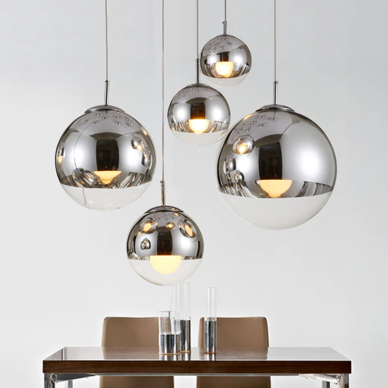 Suspension globe en verre LumaOrb, finitions argent, or et or rose