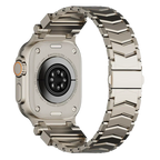 Elestra V01 titanový řemínek na hodinky pro Apple Watch, design ve tvaru V