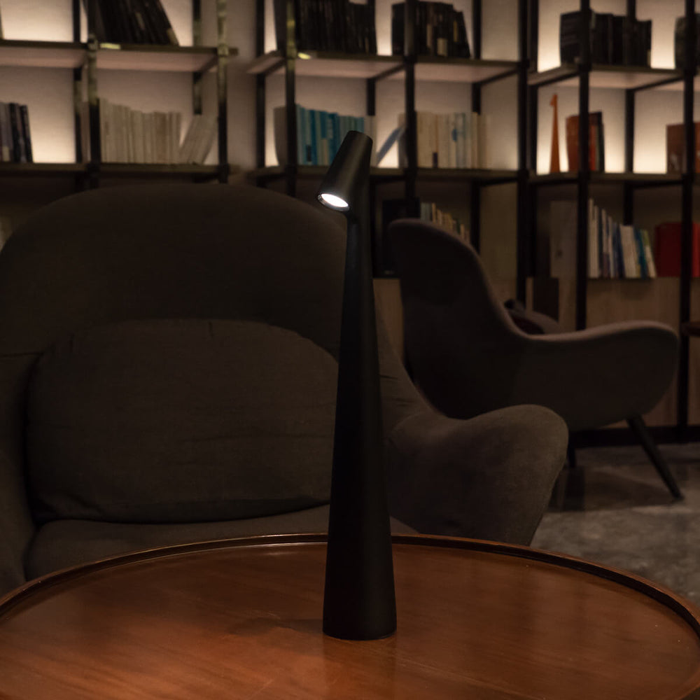 Ledningsfri nordisk minimalistisk LED-bordlampe, genopladelig | Fioriscas