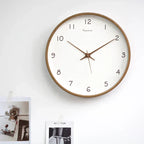 Nástěnné hodiny z masivního dřeva s tichým strojkem, design Luxwood