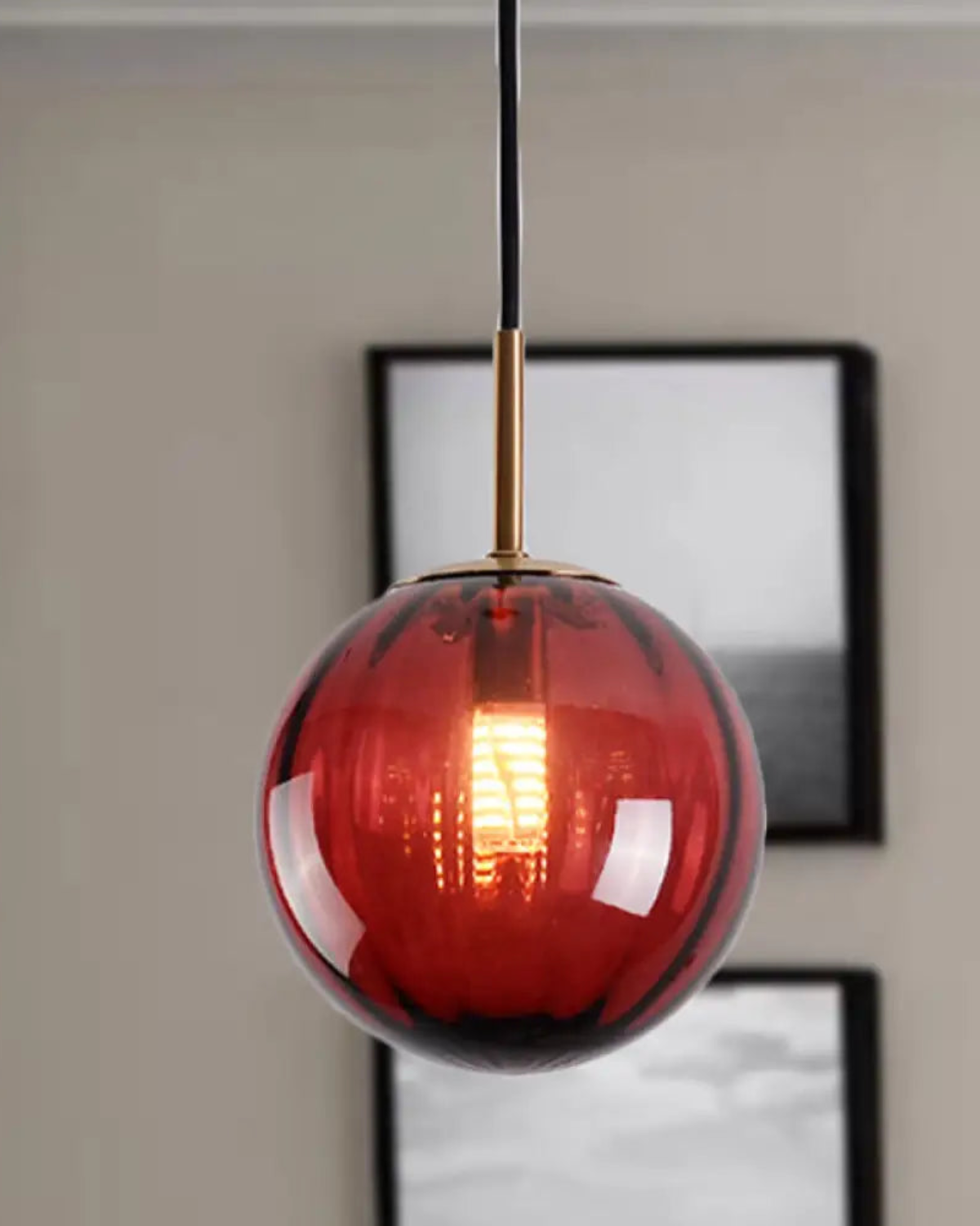 Lampada a sospensione VeraLux Vintage-Glow, vetro colorato, disponibile in sei colori