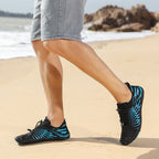 Barfußschuhe mit Kupferdetails und einer dünnen, flexiblen Sohle