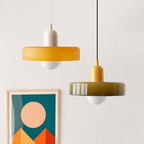Závěsné svítidlo Aurelo ve stylu Bauhaus s barevným skleněným stínidlem