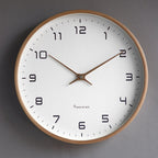Vægur i massivt træ, minimalistisk skandinavisk stil, 2 størrelser