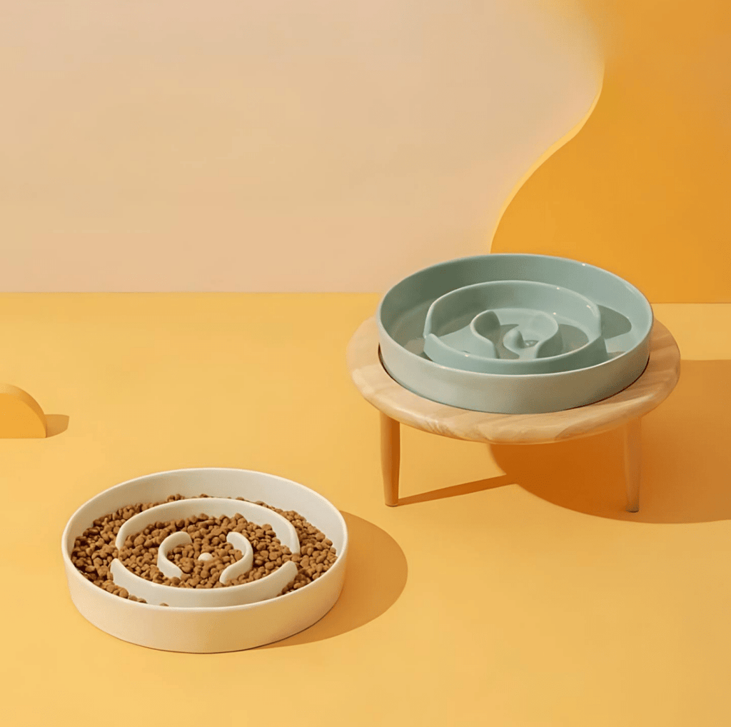 Comedouro lento premium para cães e gatos - Fioriscas