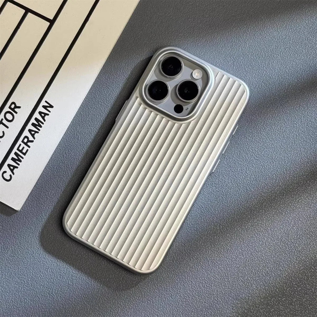 ApexGuard titaniumkleurige hoes voor iPhone, valbescherming met opstaande randen