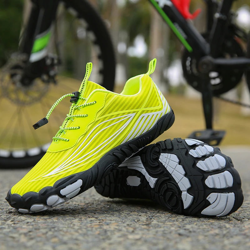 Wielrenschoenen, ultralicht ontwerp met ademende meshpanelen