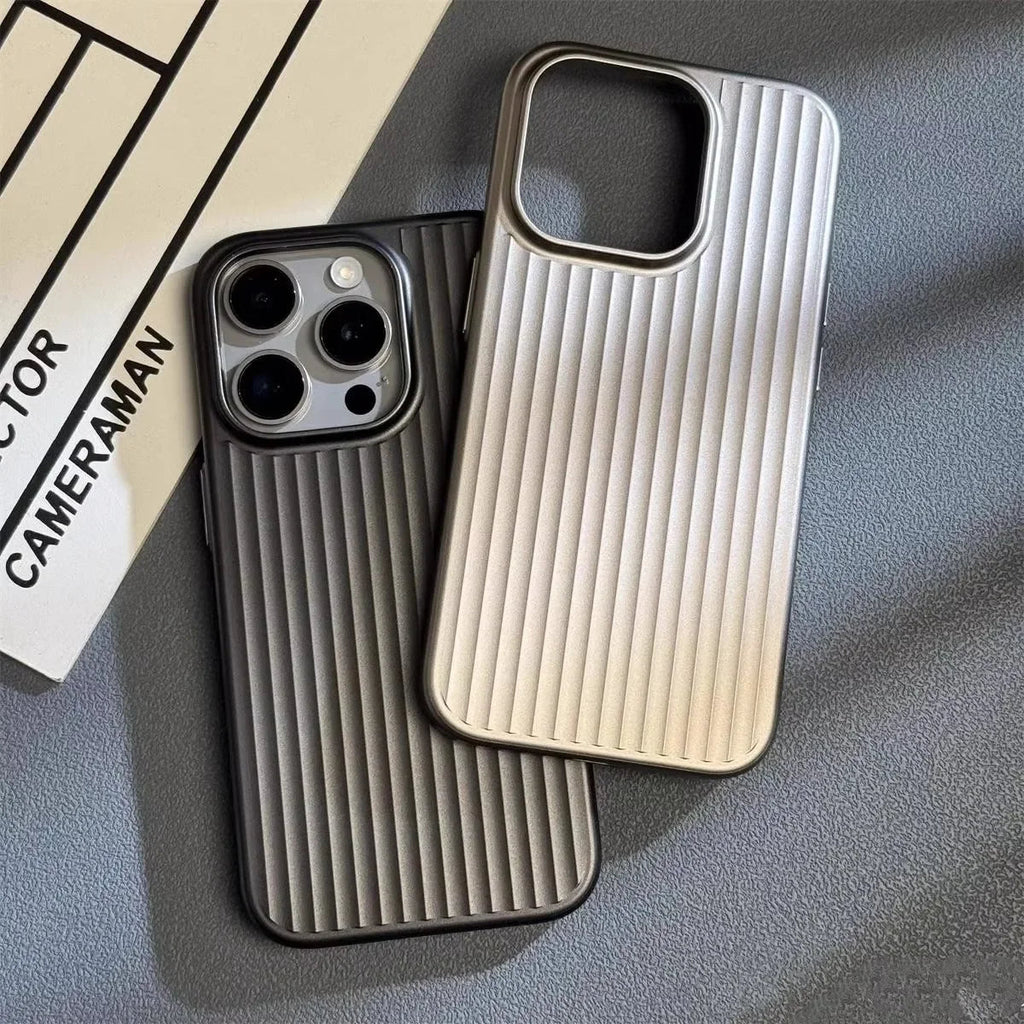 ApexGuard titaniumkleurige hoes voor iPhone, valbescherming met opstaande randen