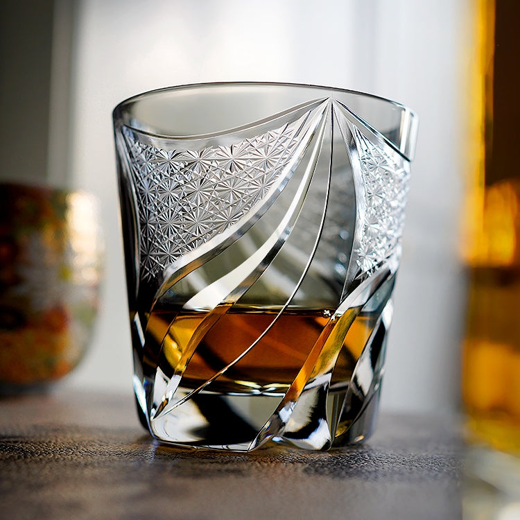Kireno Inkstone Flame Edo Kiriko whiskyglas, trææske