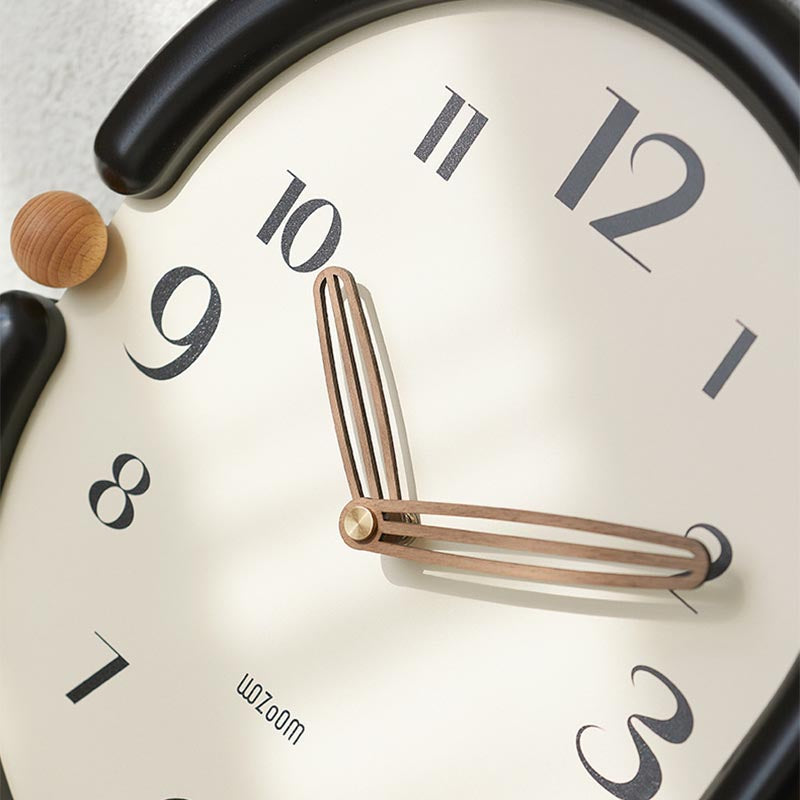 Orologio da parete scultoreo NovaTwist in MDF e metallo, al quarzo silenzioso