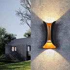 Applique murale résistante aux intempéries avec protection IP65 - Fioriscas