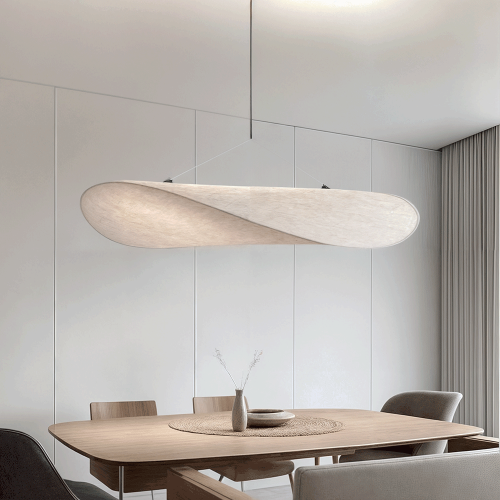 Lyra LED-lysekrone med lagdelt silke-bladskærm, nordisk design