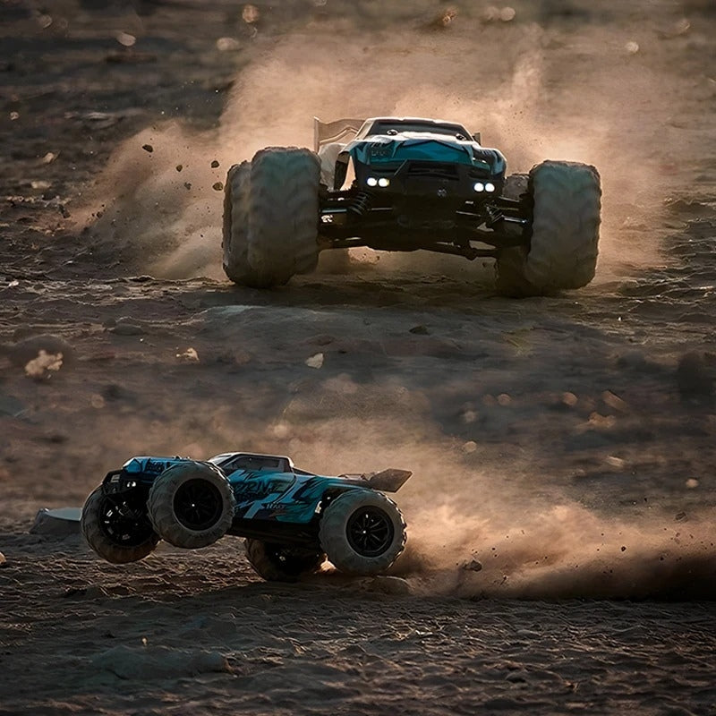 StormRift 4WD RC Truck, 1:16 Scale, Off-Road With LED Night Remote