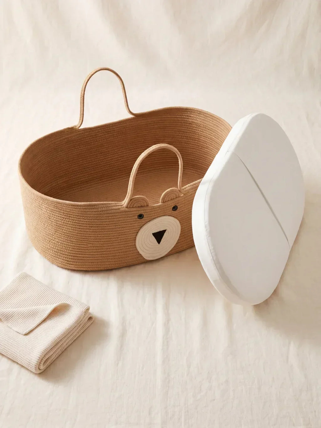 Bear Shaped Changing Basket In Cotton Rope For Nursery | Fioriscas
