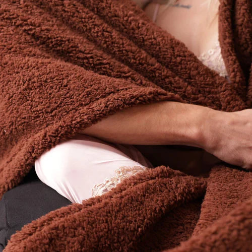 Waterproof Throw Blanket for Sofas & Beds, CozyGuard Quick-Clean Cover