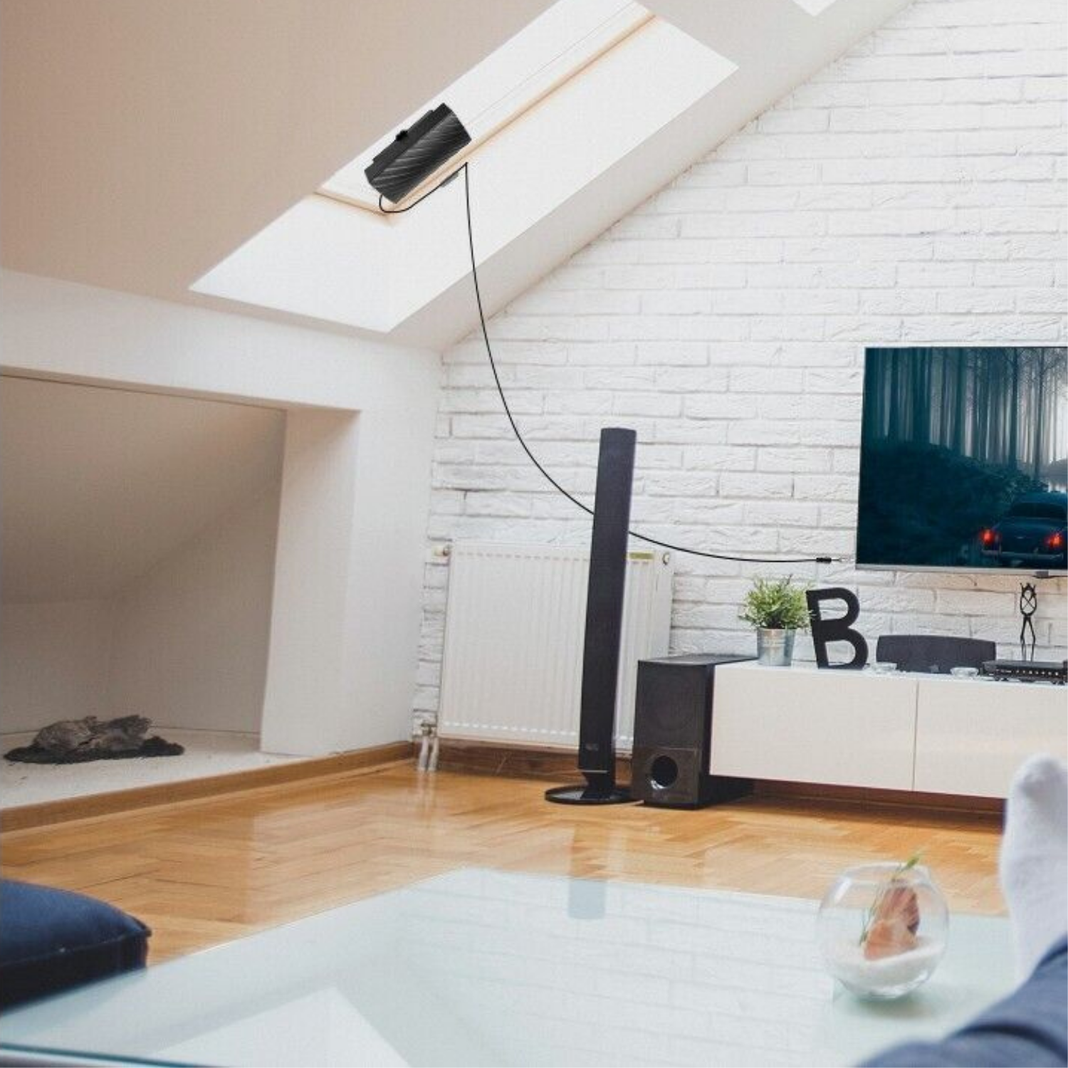 אנטנת טלוויזיה פנימית לטווח ארוך עבור 4K HDTV, עד 600 מייל