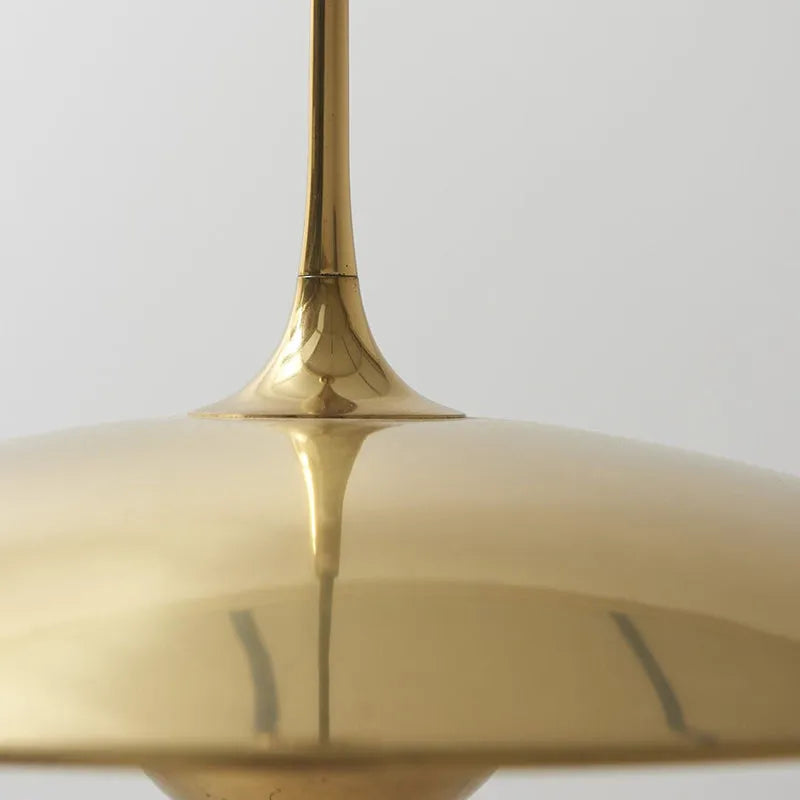 Pyra minimalistisk metal pendellampe, guld | Fioriscas