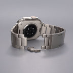 רצועת שעון מטיטניום בדרגה 2 של Gravitiq ל־Apple Watch, עם אבזם מגנטי