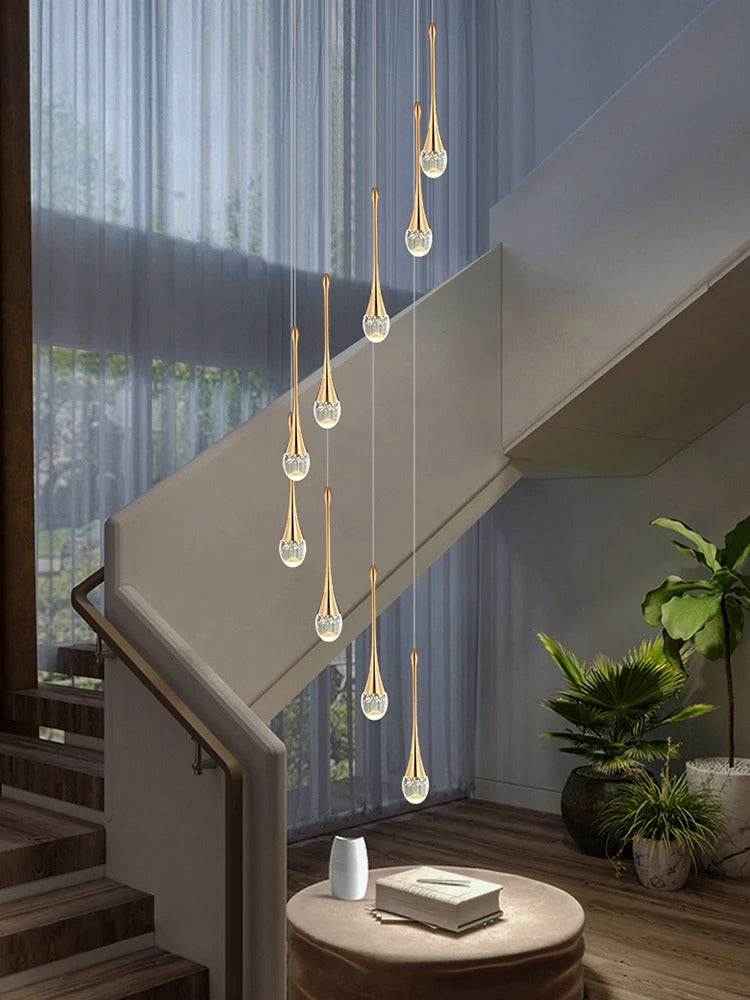 Křišťálový lustr, pozlacený design ve tvaru kapky pro jídelny a schodiště