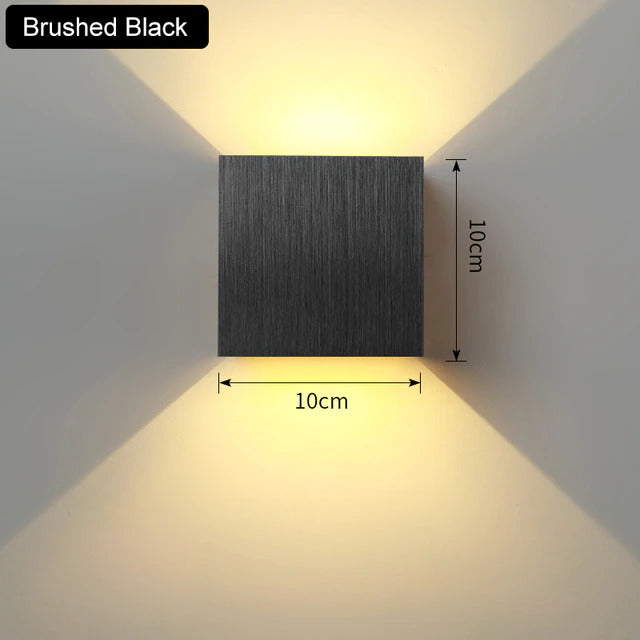 Asterra aluminium wandlamp, warm of koelwit ledlicht