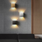 Asterra aluminium wandlamp, warm of koelwit ledlicht