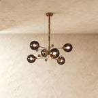 Luxusní skleněný lustr Lumora pro elegantní obytné prostory