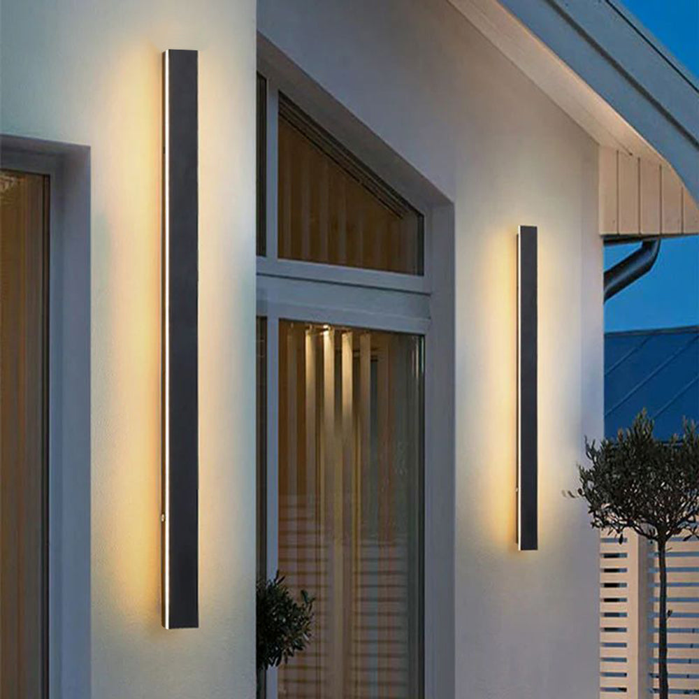 Applique murale noire élégante, luminaire LED Nyx pour murs extérieurs