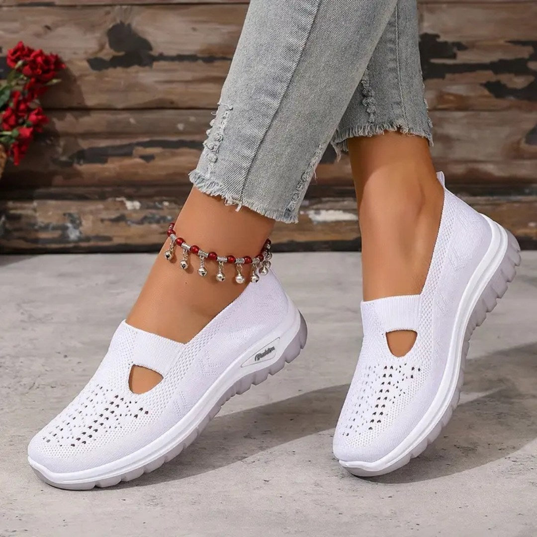 Vellora – Women's Mesh Slip-On Comfort Sneakers