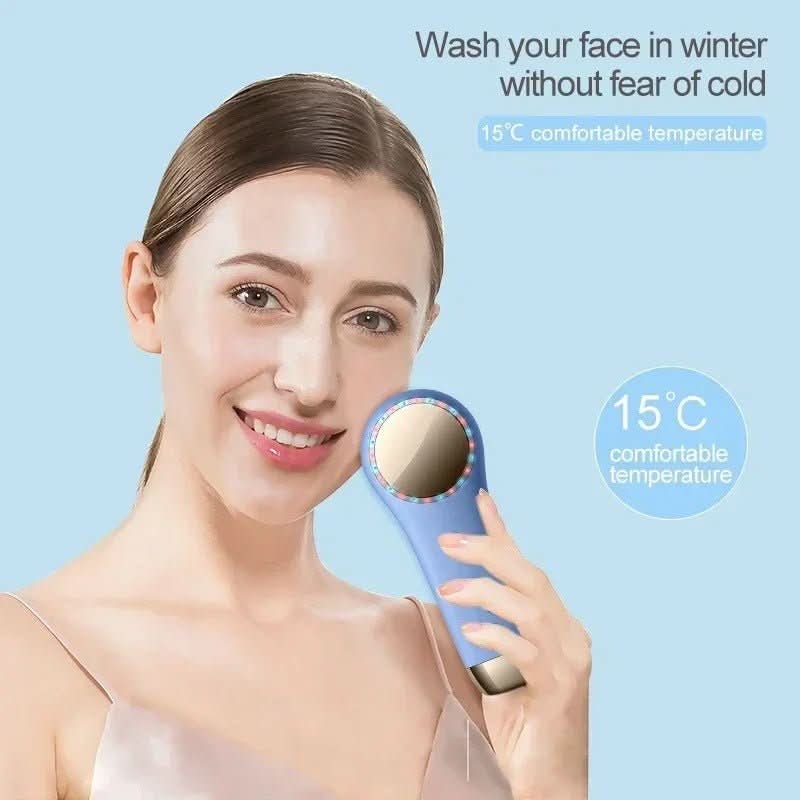 3-in-1 Facial Brush for Radiant, Healthy Skin - Fioriscas