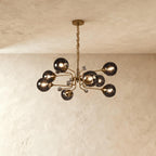 Luxusní skleněný lustr Lumora pro elegantní obytné prostory