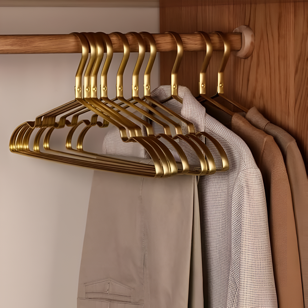 Non-Slip Closet Hangers, NovaLuxe Aluminum, Set Of 10