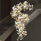 Olivia Moderner goldener Treppenhaus-Kronleuchter, Metall & Keramik | Fioriscas