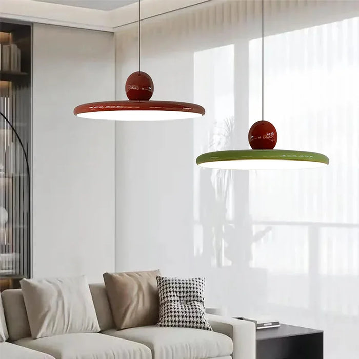 Lunara Pendelleuchte mit Glasscheibe, von Bauhaus inspirierte skandinavische LED-Leuchte