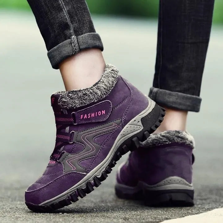 Waterproof Insulated Winter Boots, Unisex Lace-Up Fur Lining