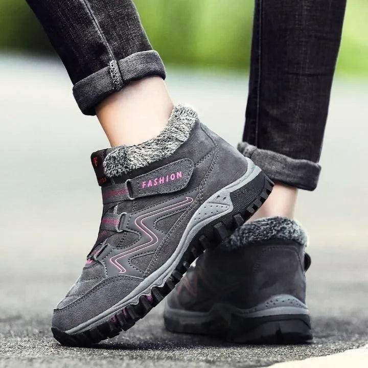 Waterproof Insulated Winter Boots, Unisex Lace-Up Fur Lining