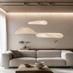 Lyra LED-lysekrone med lagdelt silke-bladskærm, nordisk design