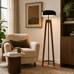 Emberwood modern trätripodlampa med svart akrylskärm