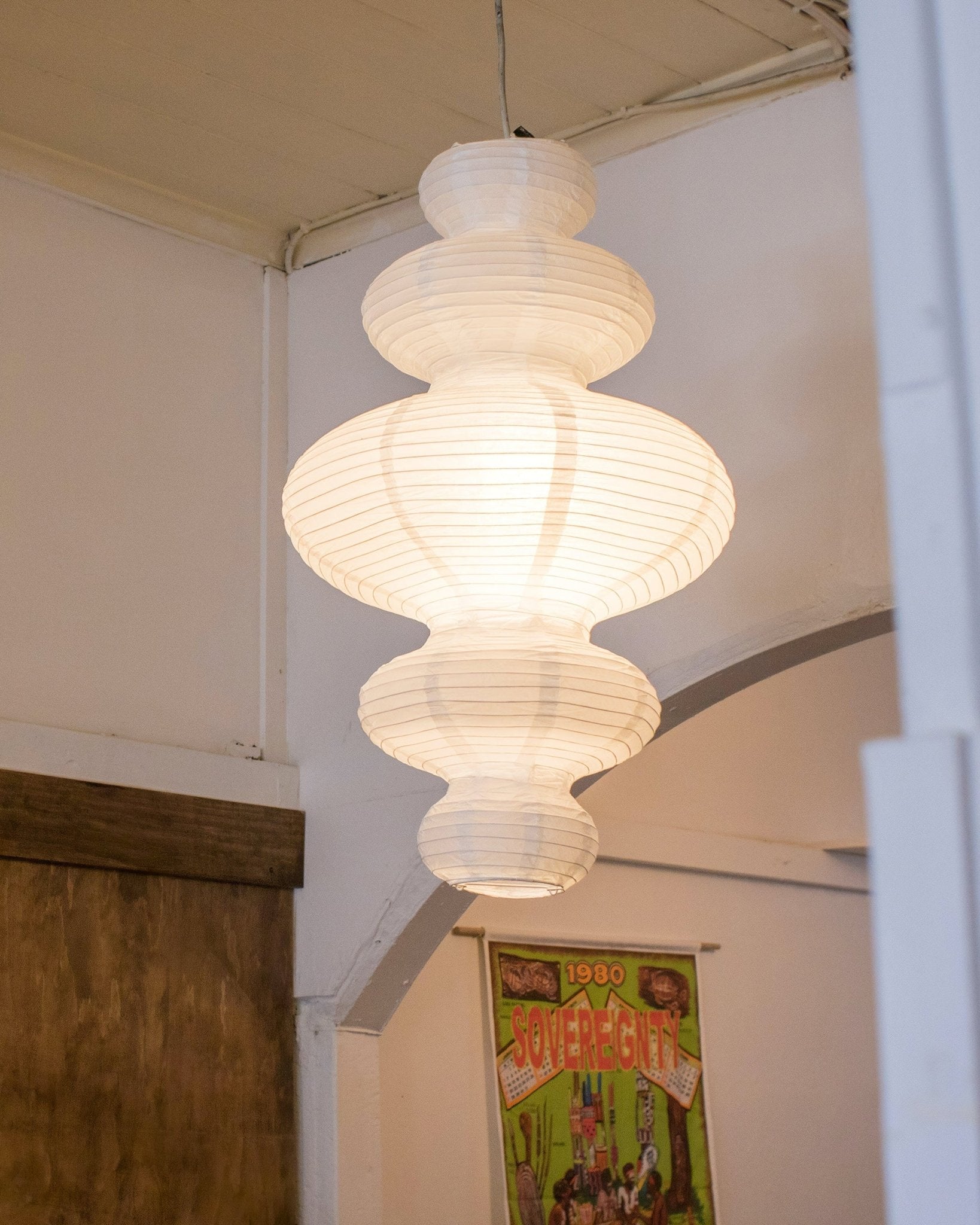 LumenRipple rispapperpendellampa med sladd, handgjord