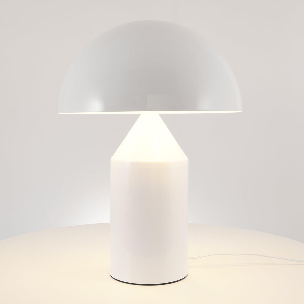 Stolní lampa Atollo Lunaro, sochařský kovový design v italském stylu