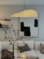 Lyra LED-lysekrone med lagdelt silke-bladskærm, nordisk design