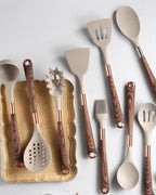 Elegant silikonredskapset med handtag i trädesign - Fioriscas
