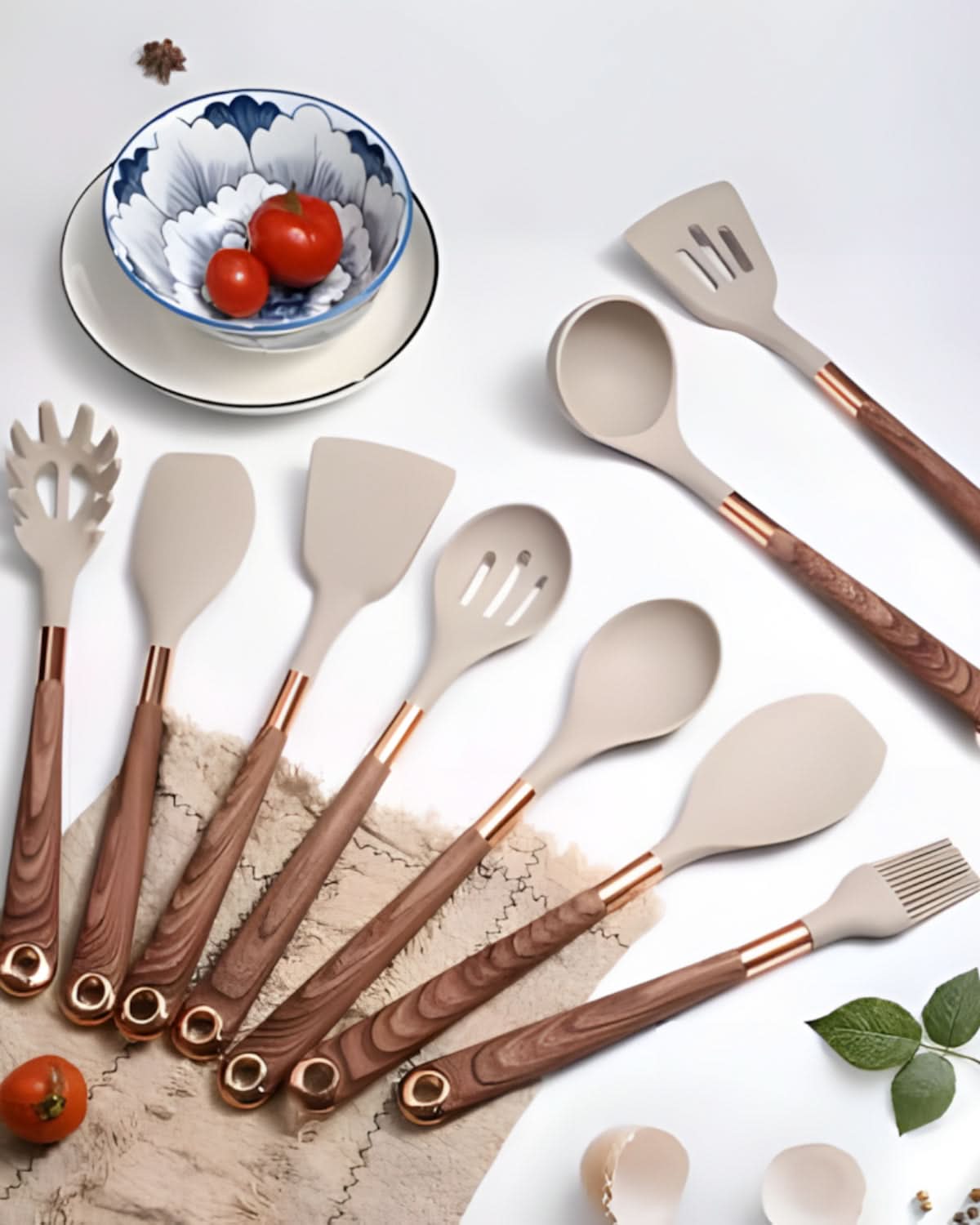 Elegant silikonredskapset med handtag i trädesign - Fioriscas