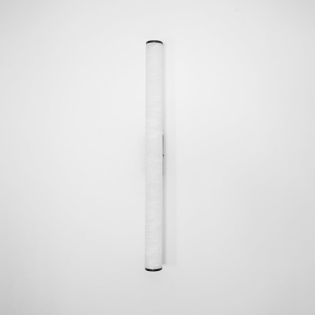 Klyr alabaster lodret cylindrisk væglampe | Fioriscas