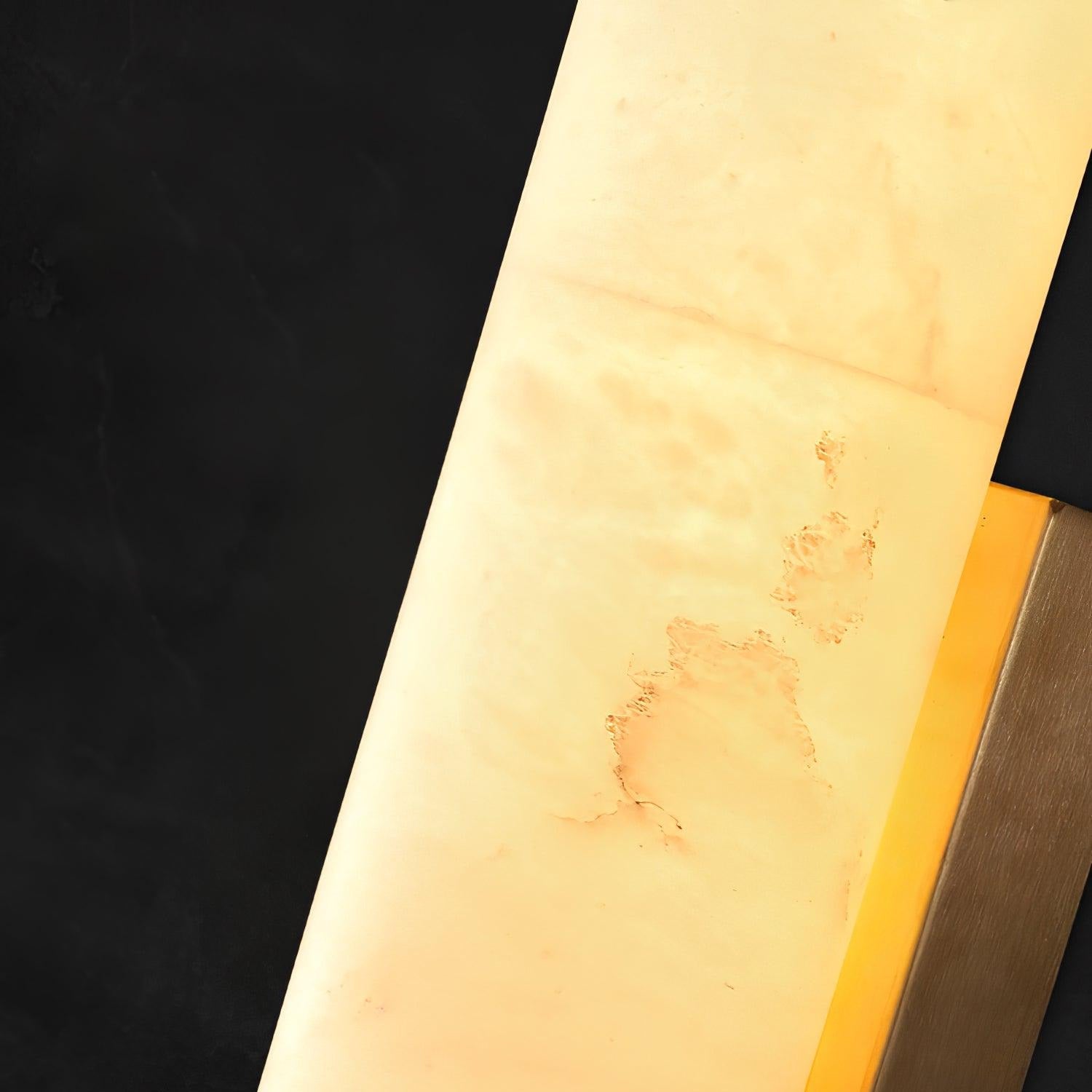 Klyr alabaster lodret cylindrisk væglampe | Fioriscas