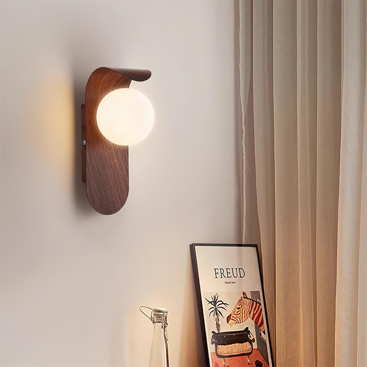 Exuro Indoor Wall Lamp Wood Color / Walnut Color | Fioriscas