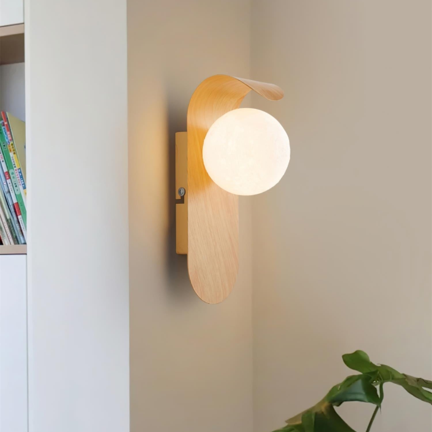 Exuro Indoor Wall Lamp Wood Color / Walnut Color | Fioriscas